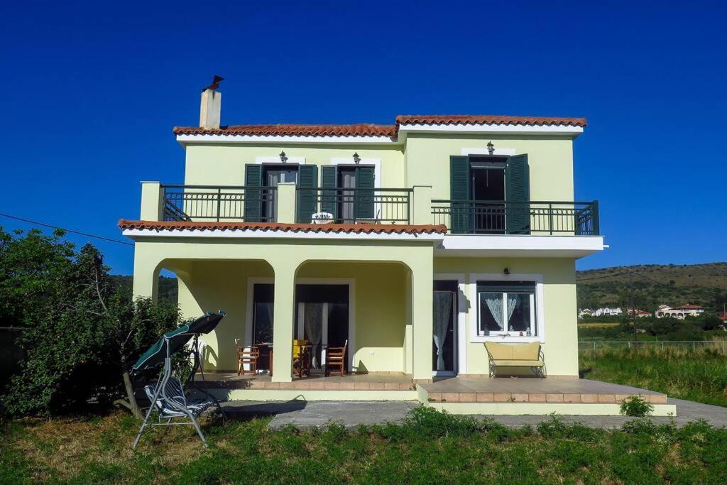Villa Rania: Ευάερη Βίλα Με Θέα Τη Θάλασσα Lixouri Buitenkant foto