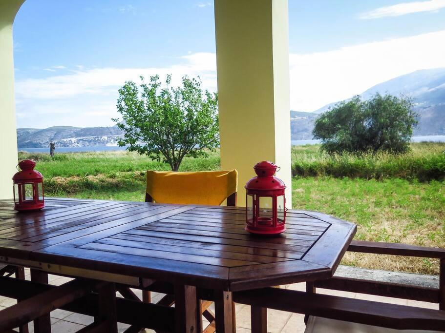 Villa Rania: Ευάερη Βίλα Με Θέα Τη Θάλασσα Lixouri Buitenkant foto