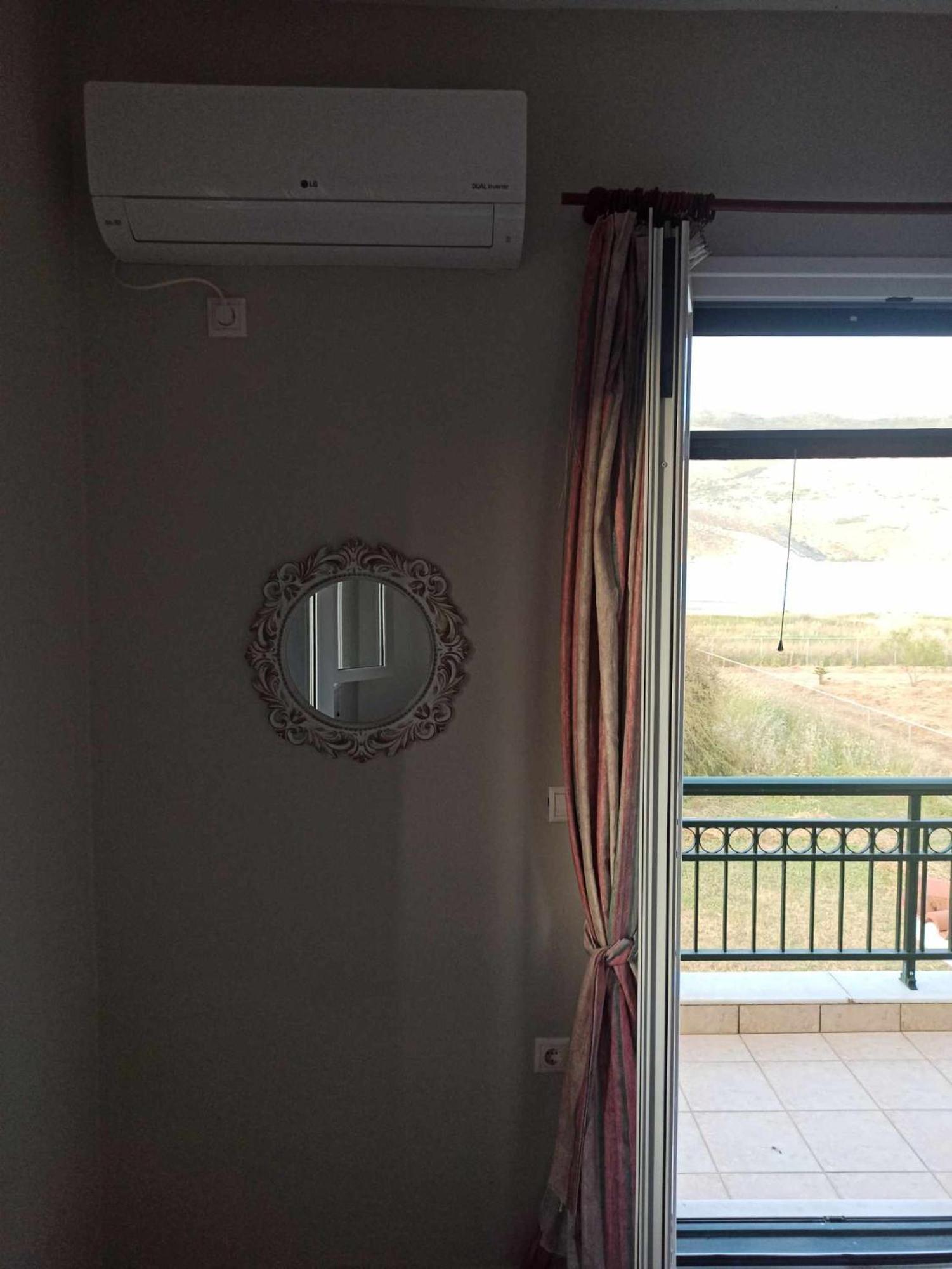 Villa Rania: Ευάερη Βίλα Με Θέα Τη Θάλασσα Lixouri Buitenkant foto