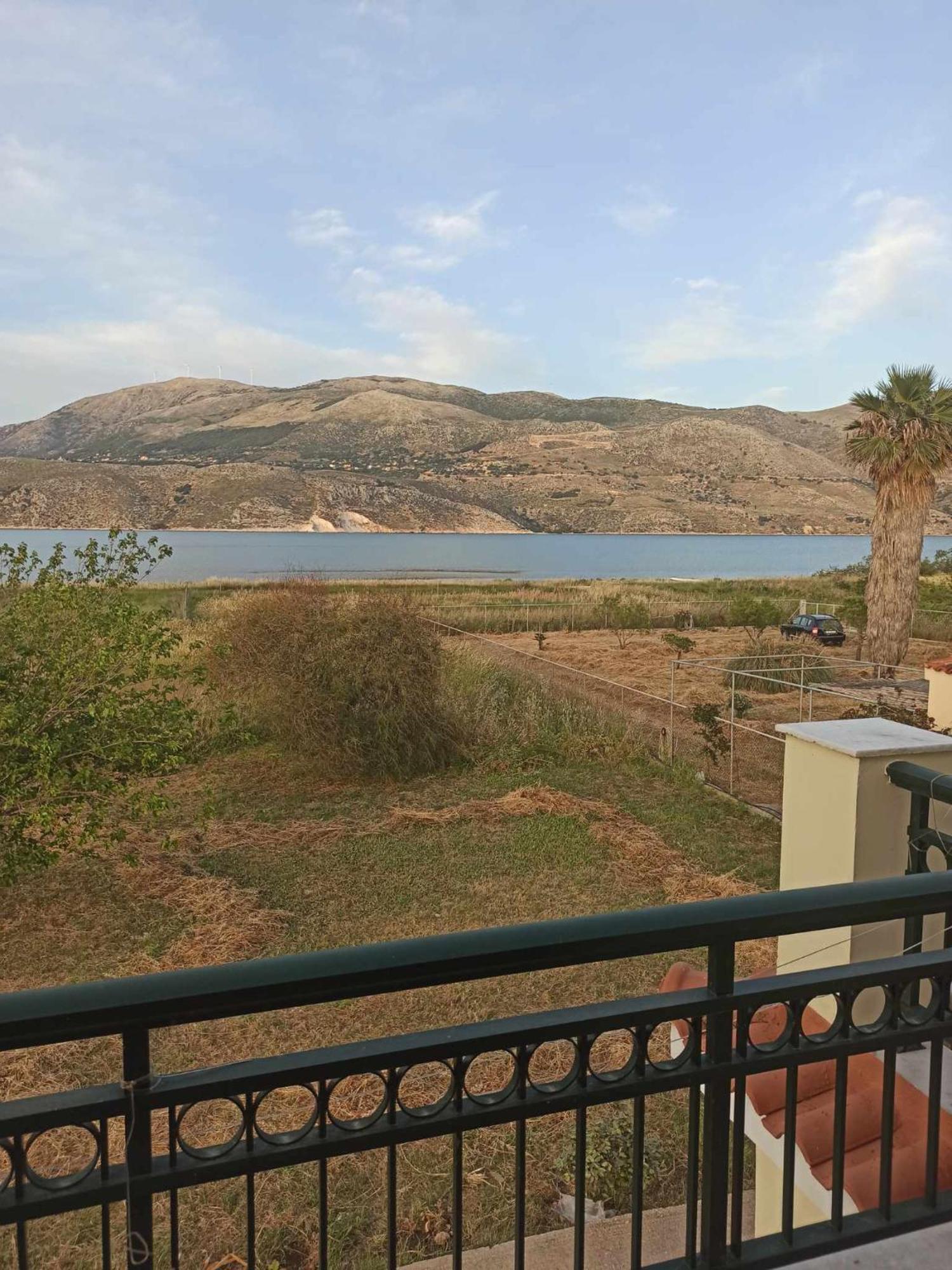 Villa Rania: Ευάερη Βίλα Με Θέα Τη Θάλασσα Lixouri Buitenkant foto